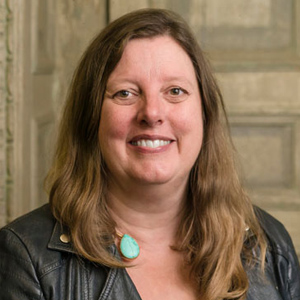 Anna Marie Roos